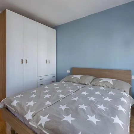 Apartman Viktoria *