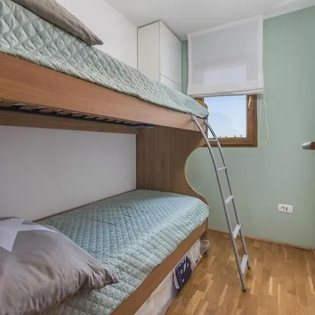 Apartman Viktoria *